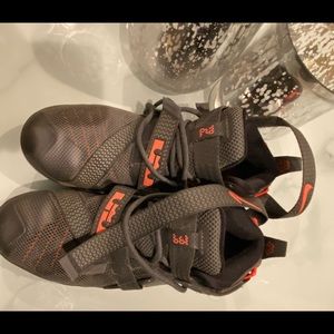 Olive Green/Orange Nike Hi-Top Youth Tennis Shoes